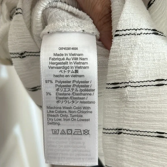 Madewell Blouse with Puff Sleeves - Picture 6 of 6